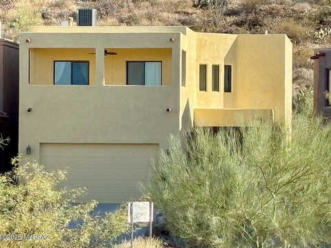 Stephanie, TUCSON, AZ 85745