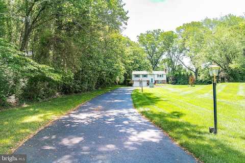 10411 CAVALCADE STREET, GREAT FALLS, VA 22066
