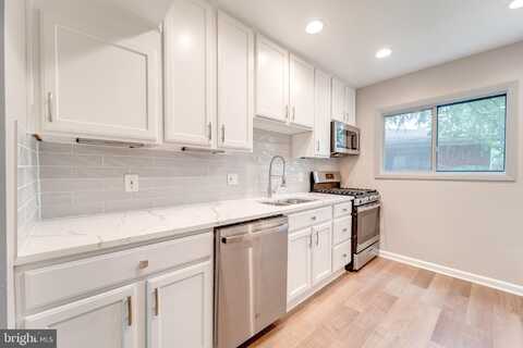 51 SKYHILL ROAD, ALEXANDRIA, VA 22314