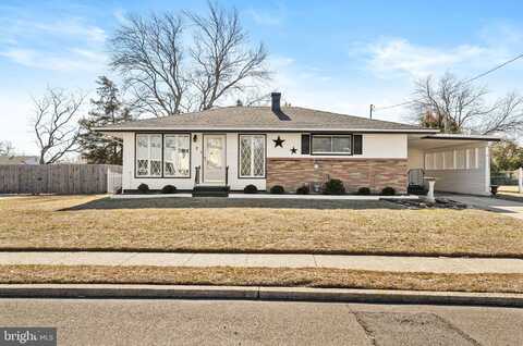 2 LARKIN ROAD, BURLINGTON, NJ 08016