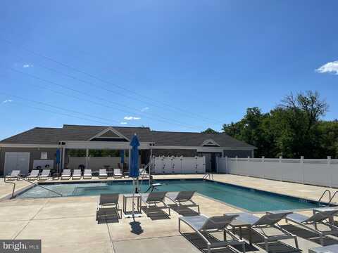 532 CHRISTIANA MANOR DRIVE, WEST GROVE, PA 19390