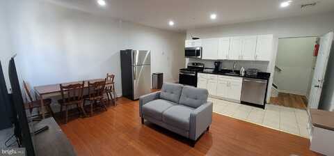 418 N 41ST STREET, PHILADELPHIA, PA 19104