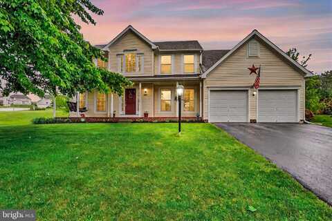 1205 CRANBERRY LANE W, YORK, PA 17402