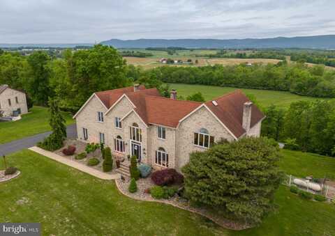 245 TOPAZ DRIVE, CHAMBERSBURG, PA 17202