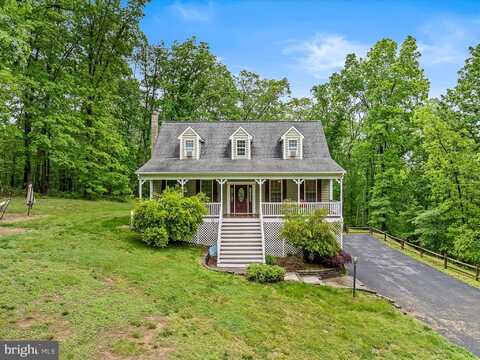 554 WISPY BRANCH LANE, HEDGESVILLE, WV 25427