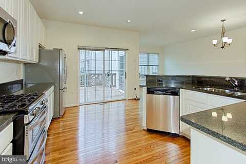 20748 HOLLOW FALLS TERRACE, STERLING, VA 20165