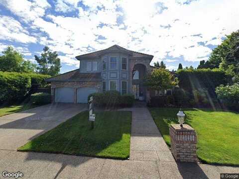 Victorian, EUGENE, OR 97401
