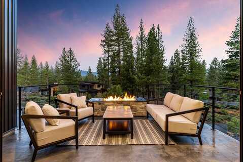 11636 Coburn Drive, Truckee, CA 96161