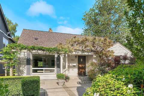 45Th, SEATTLE, WA 98115