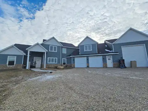 Brownell, SAINT CHARLES, MN 55972