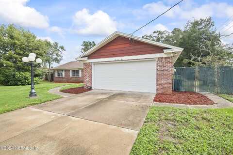 Carlotta, JACKSONVILLE, FL 32211