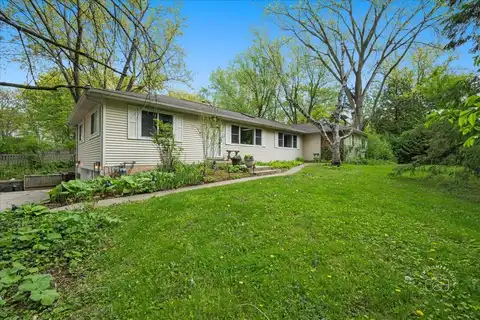 1510 Dale Drive, Elgin, IL 60120
