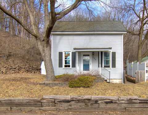 Grove, CHIPPEWA FALLS, WI 54729