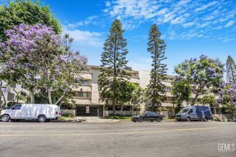 11645 Montana Avenue, Los Angeles, CA 90049