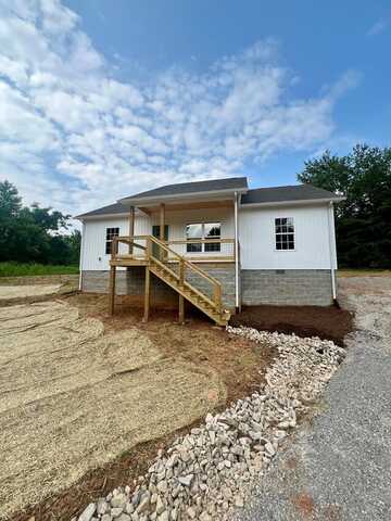 88 River Oaks Drive, SPARTA, TN 38583