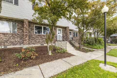 803 Briarwood Court, New Paltz, NY 12561