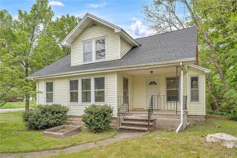 53 Main Street, Hanover, NY 14062