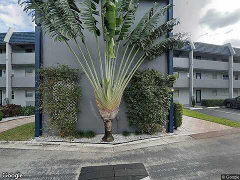 Golf Circle, MARGATE, FL 33063