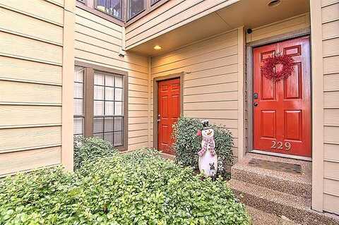 Verde Valley Ln, Dallas, TX 75254