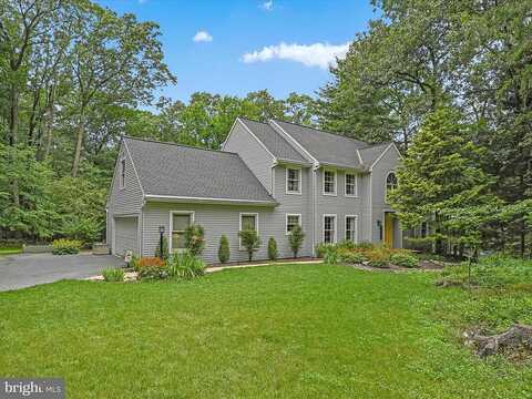 Hillview, TEMPLE, PA 19560
