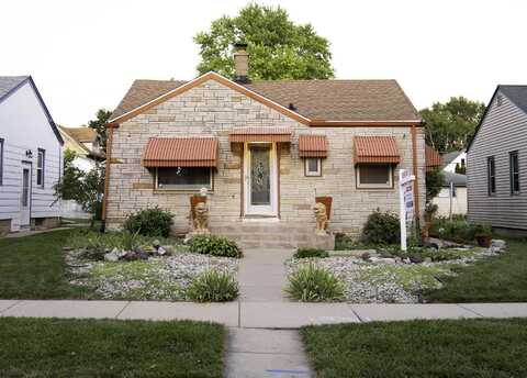 15Th, MILWAUKEE, WI 53221