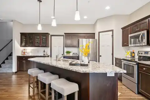 County Road H2, SAINT PAUL, MN 55112