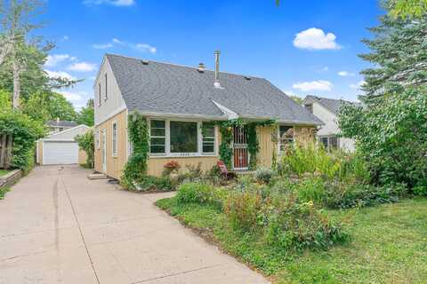 6Th, SAINT PAUL, MN 55119