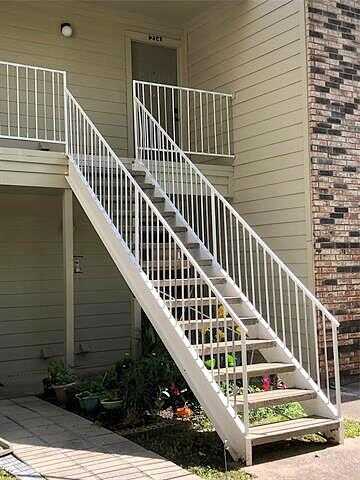 E Trinity Mills Rd, Carrollton, TX 75006