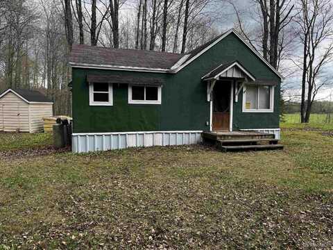 E 3946 Storm, Chatham, MI 49816