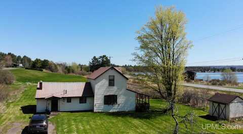 205 N Superior, Baraga, MI 49908