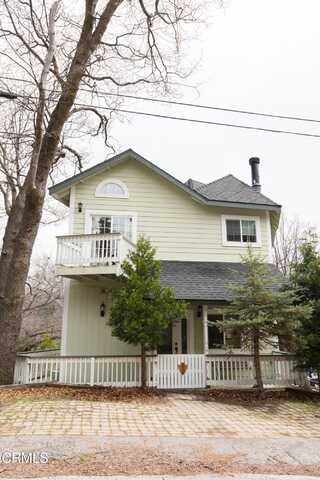 385 Spruce Drive, Lake Arrowhead, CA 92352
