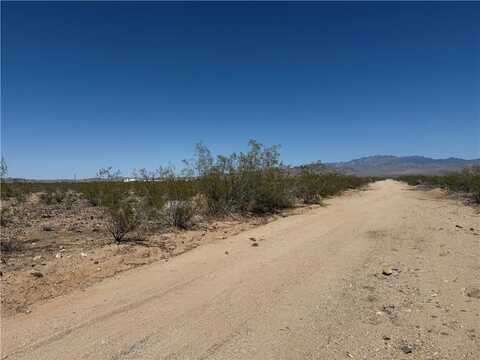 2 W Lots Zentiff Drive, Golden Valley, AZ 86413