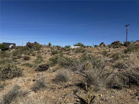 4213 N Bluff, Golden Valley, AZ 86413
