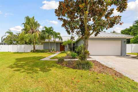 17Th, BRADENTON, FL 34209