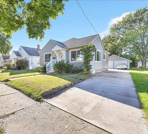 Abrams, GREEN BAY, WI 54302
