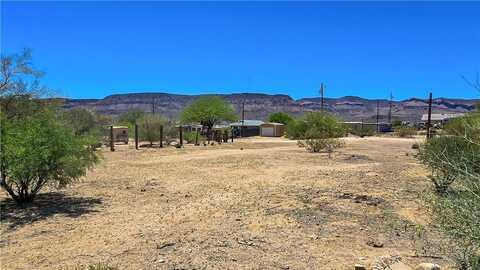 22-23 S 2nd Street, Yucca, AZ 86438