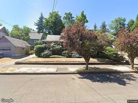 11Th, OREGON CITY, OR 97045