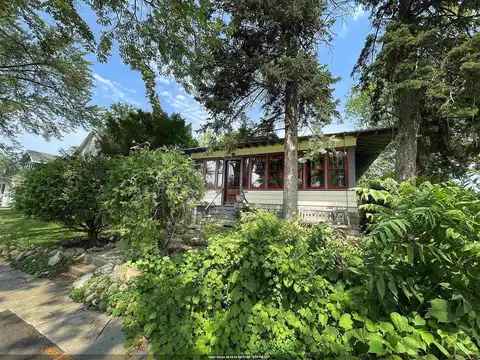 6Th, KAUKAUNA, WI 54130