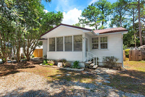 Maple, NICEVILLE, FL 32578