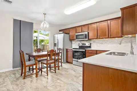 Windridge, LOCKHART, TX 78644