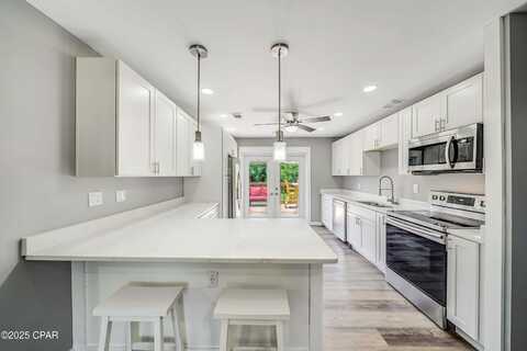 2109 W Norwood Drive, Panama City, FL 32405