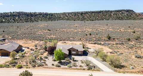 881 W SMITHSONIAN Way, Apple Valley, UT 84737