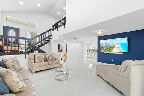 136Th, MIAMI, FL 33186