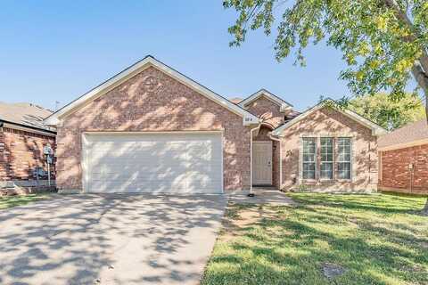 Fox Run, SAGINAW, TX 76179