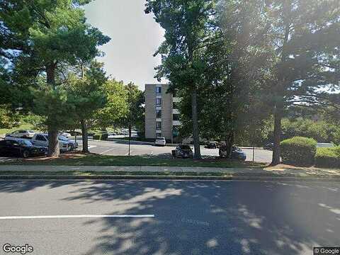 Leesburg Pike, Falls Church, VA 22041