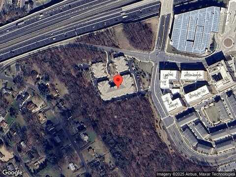 Saintsbury Plz, Fairfax, VA 22031