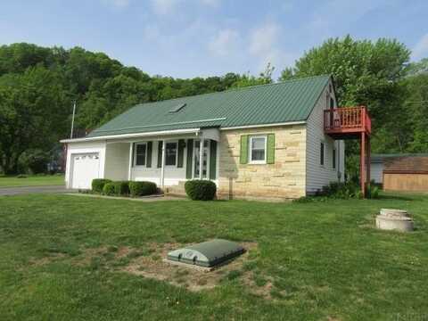 31757 Hwy 52, Guttenberg, IA 52052