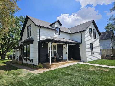 602 S Iowa, Charles City, IA 50616