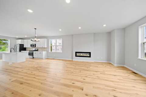 Jody, COTTAGE GROVE, MN 55016