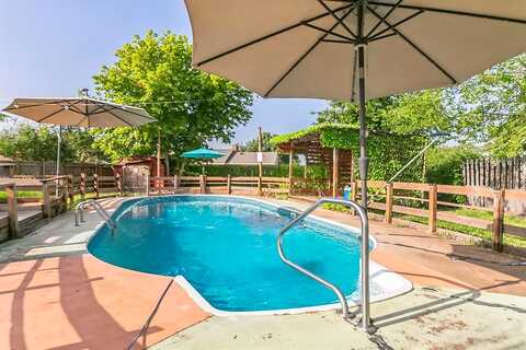Broadmoor, BONHAM, TX 75418